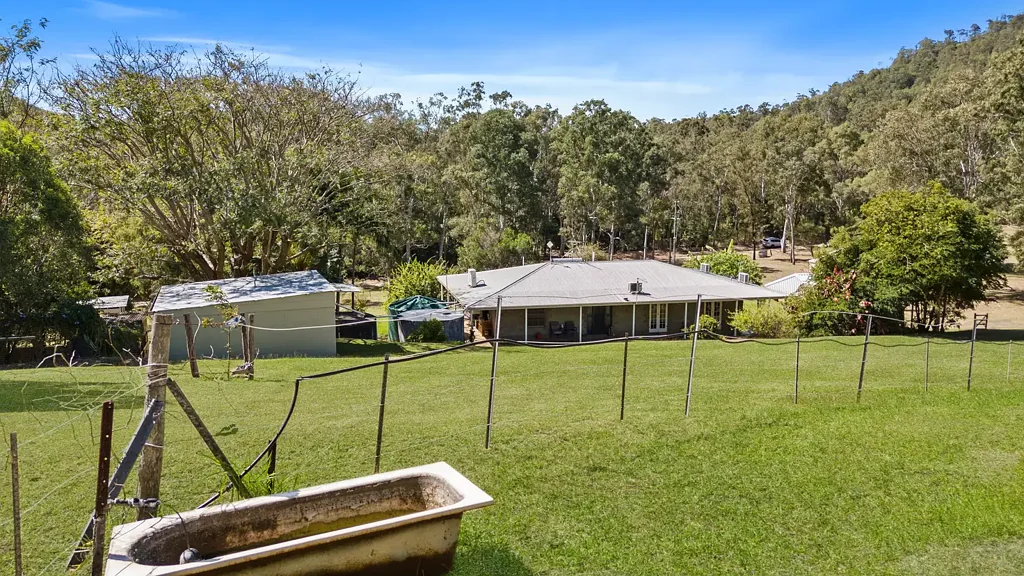 Cawarral 3部屋 A Home Amongst the Gum Trees
