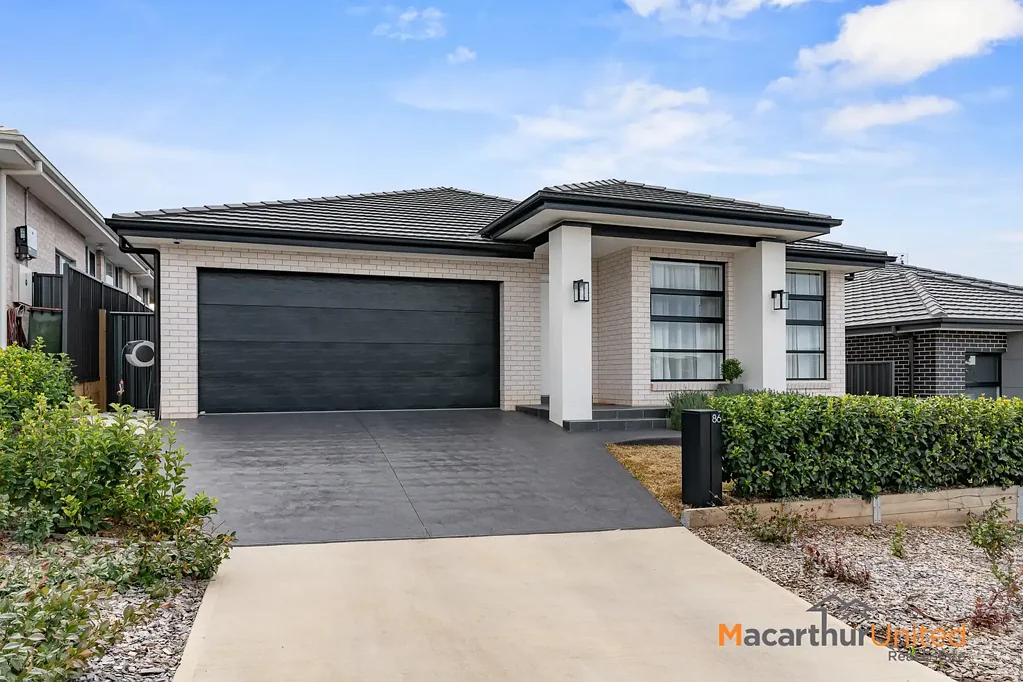 Tahmoor 4Kwarto Luxurious family living with sophisticated character
