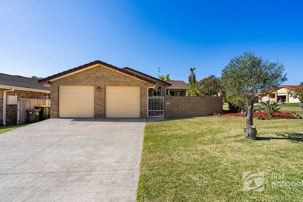 Forster 3chambre Unlock the Potential in Popular Palms Estate