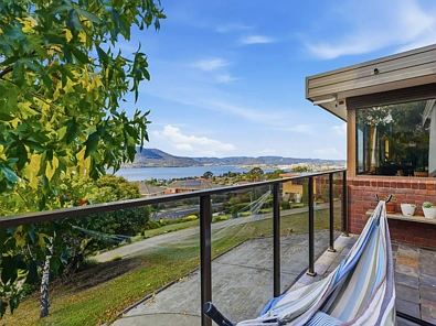 Rosetta 4 Slaapkamer Panoramic Derwent Estuary Vistas – A Rare Rosetta Sanctuary on 1,975m&sup2