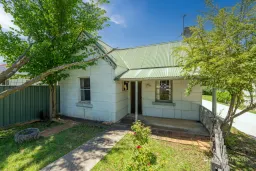 195 Brown Street, Armidale