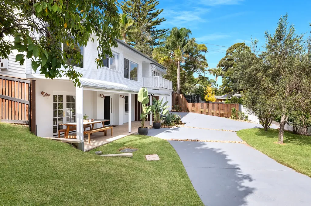 13 Euroka Street, West Wollongong, NSW 2500