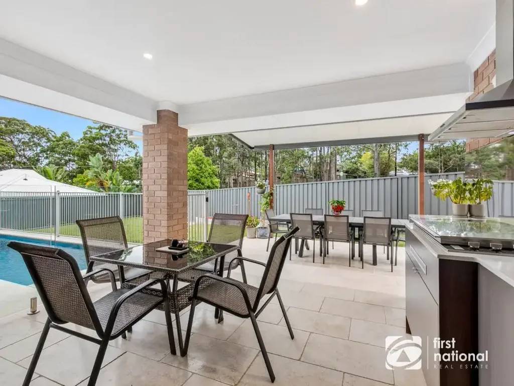 11 Seashore Place, Sandy Beach, NSW 2456