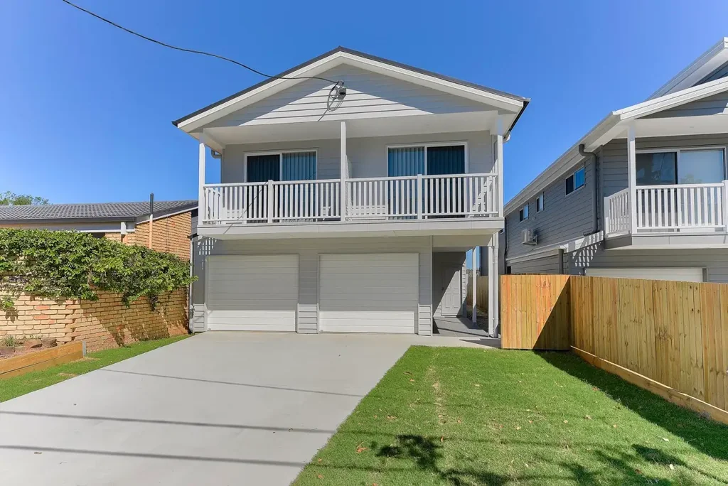 FULLY FURNISHED STUDIO APARTMENT