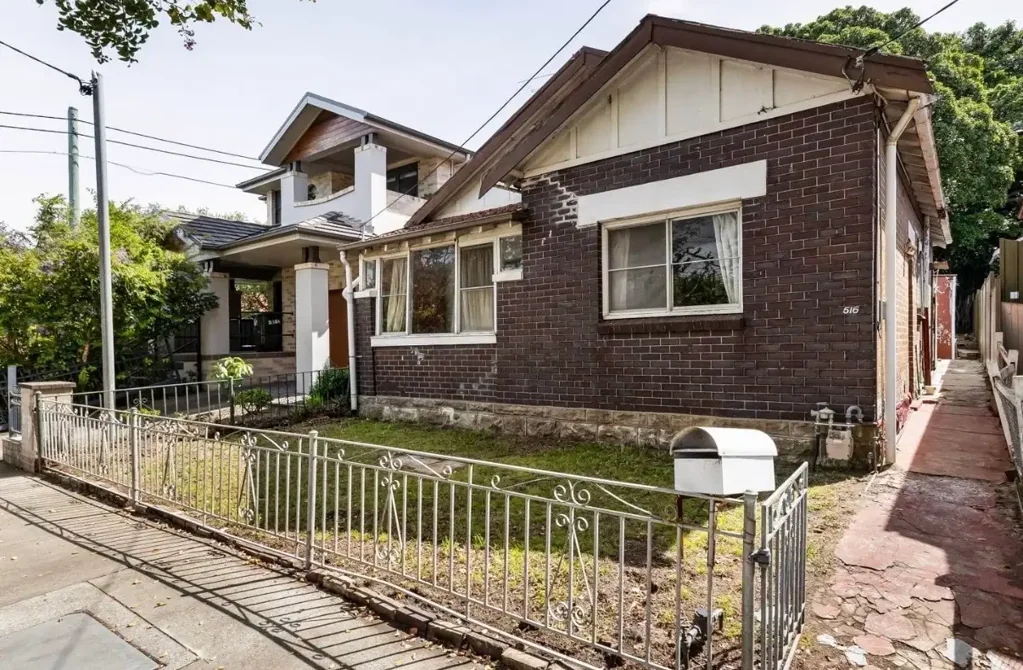 2 Bedroom House with Study