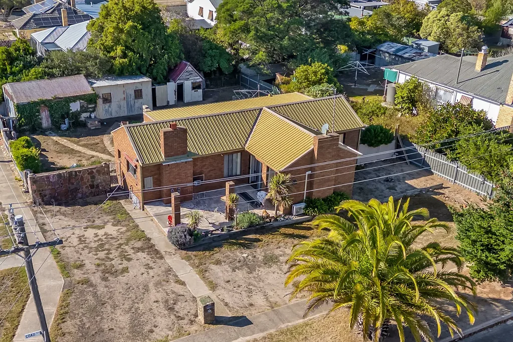 21 Coad Street, Ararat, VIC 3377