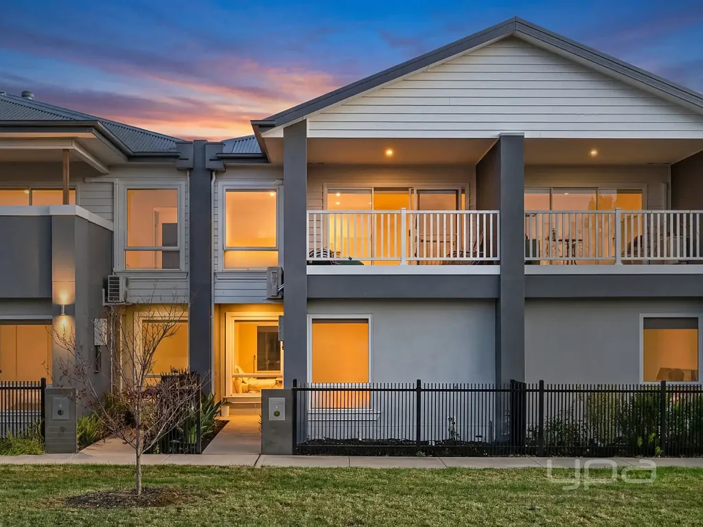 Strathtulloh 4ห้องนอน STYLISH TOWNHOUSE IN ATHERSTONE ESTATE