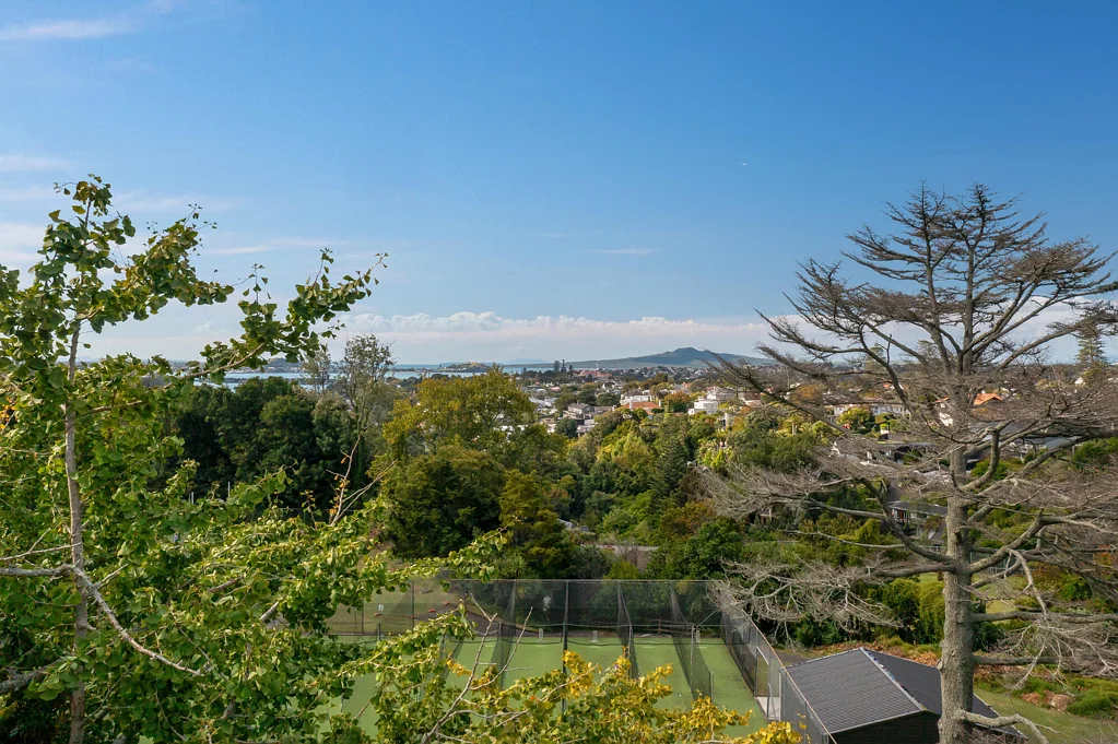 Remuera 1,700㎡地块，历史底蕴+现代潜力！坐拥双文法校网，交通便利！ Provenance on Remuera Ridge