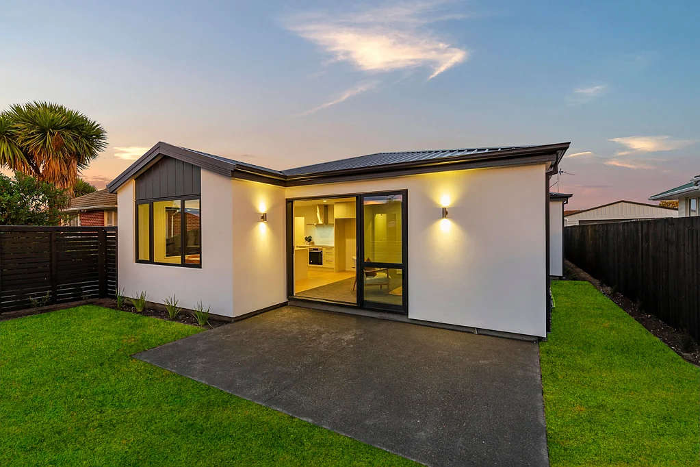 1/10 Farquhars Road, Redwood, Canterbury