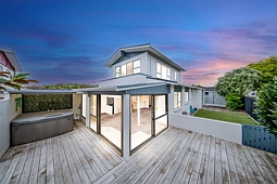 37A Vivian Wilson Drive, Eastern Beach