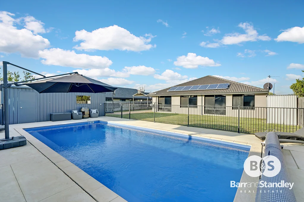 88 Barton Drive, Australind, WA 6233