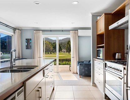 24 St Andrews Drive, Pauanui, Thames-Coromandel, 5房, 2浴, House