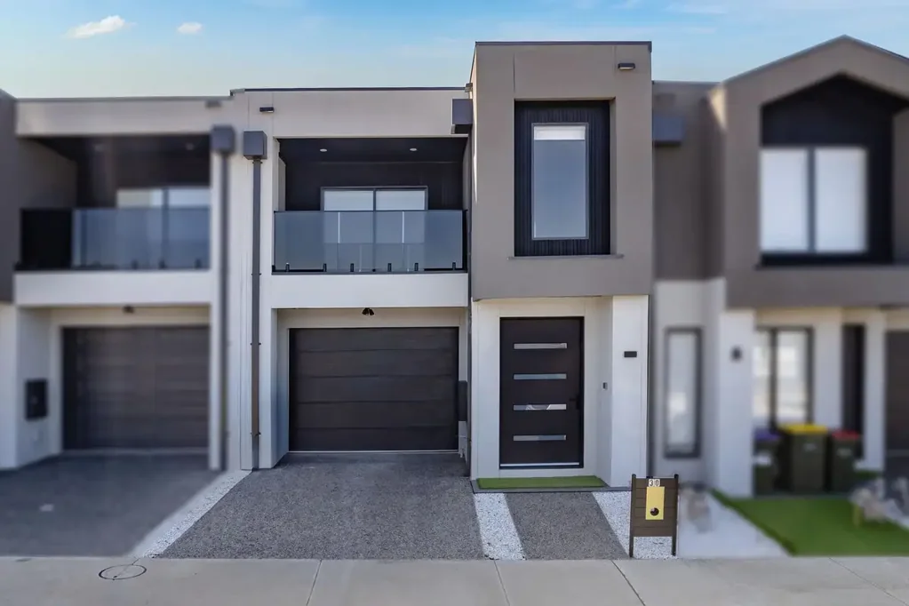 30 Nubeena Crescent, Donnybrook, VIC 3064