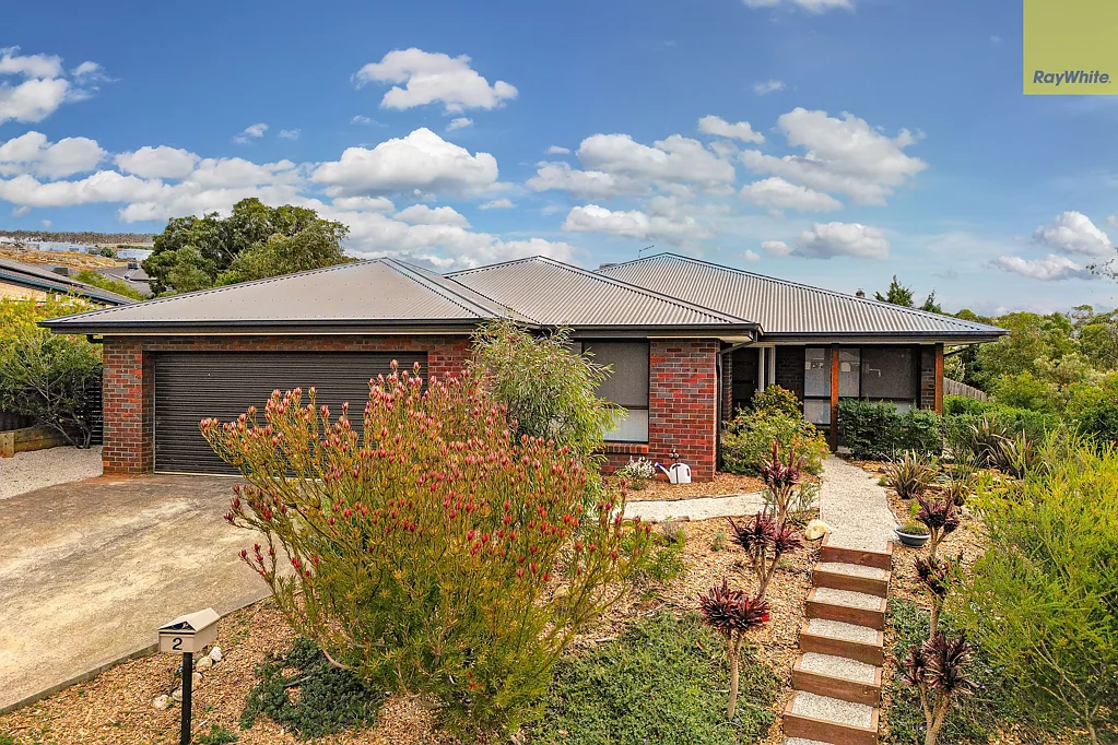 2 Currington Crescent, Darley, VIC 3340