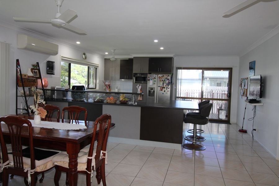 37 MELALEUCA ST, SLADE POINT QLD 4740, 0部屋, 0バスルーム, House