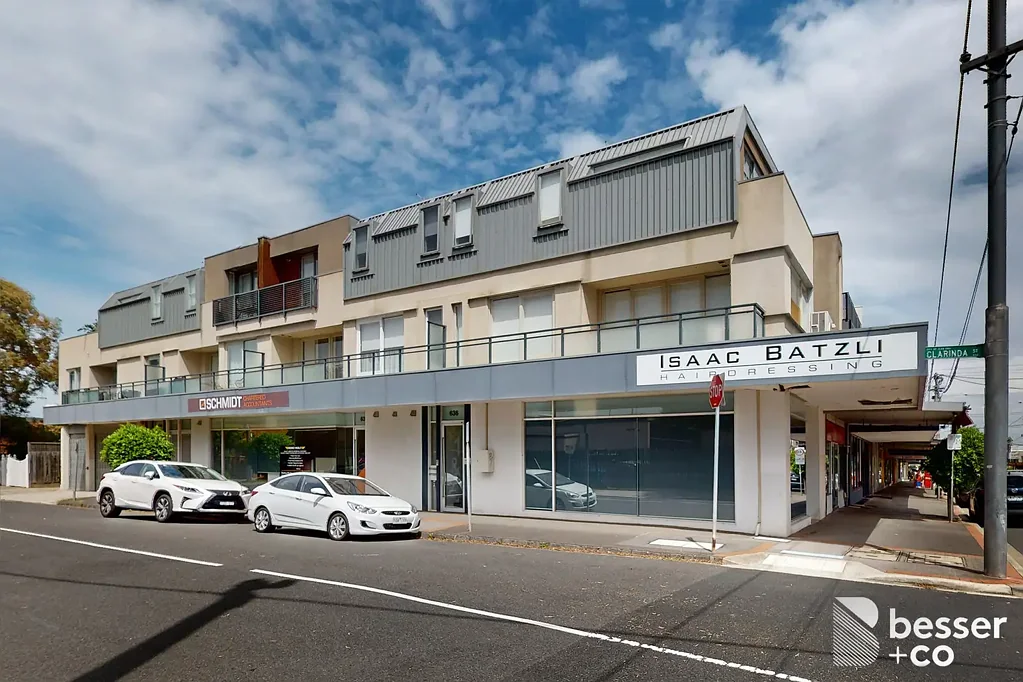 Stunning 2-Story 2-Bedroom Apartment with Impressive Features