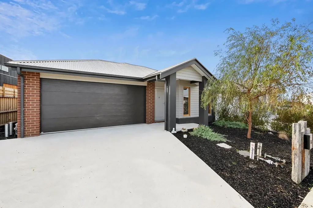 8 Wellington Crescent, Torquay, VIC 3228