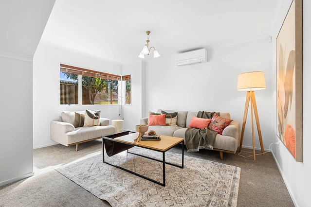 26 Amherst Place, Albany, North Shore City