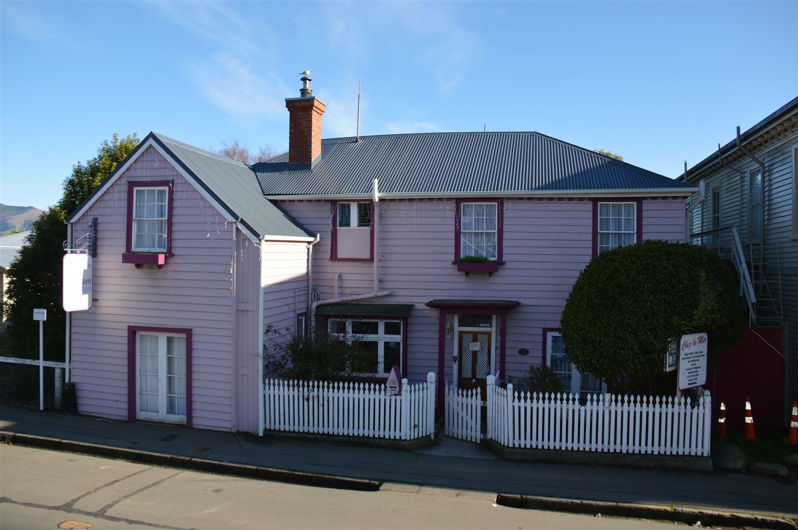 Commercial Banks Peninsula