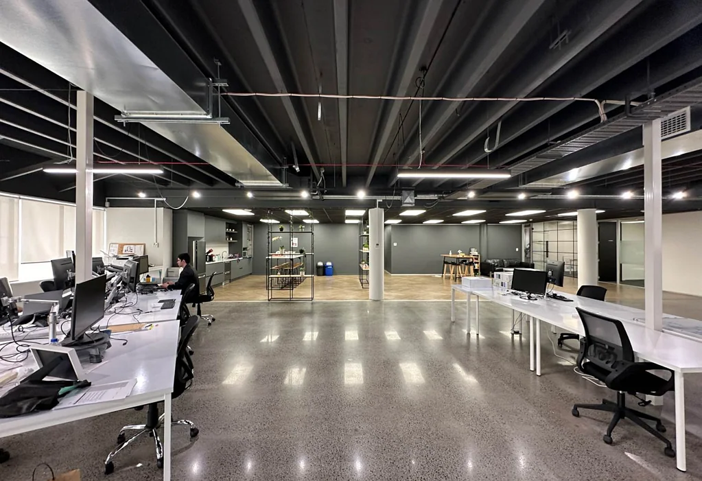 Grafton COST-EFFECTIVE MODERN GRAFTON OFFICE
