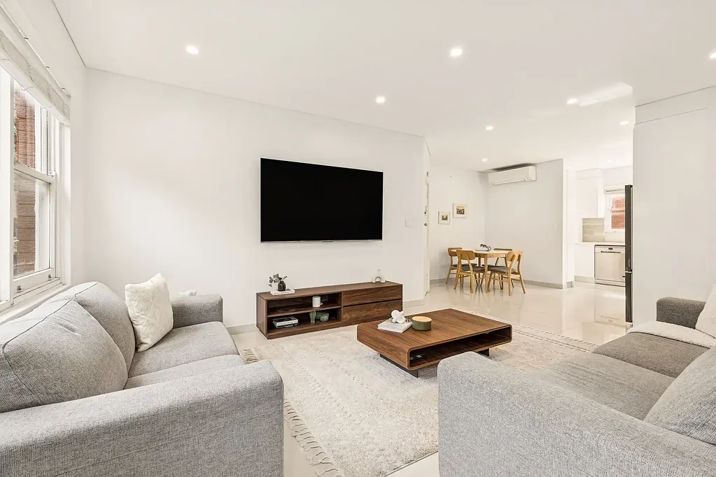 Bexley 2침실 Renovated lifestyle apartment in prime Bexley locale
