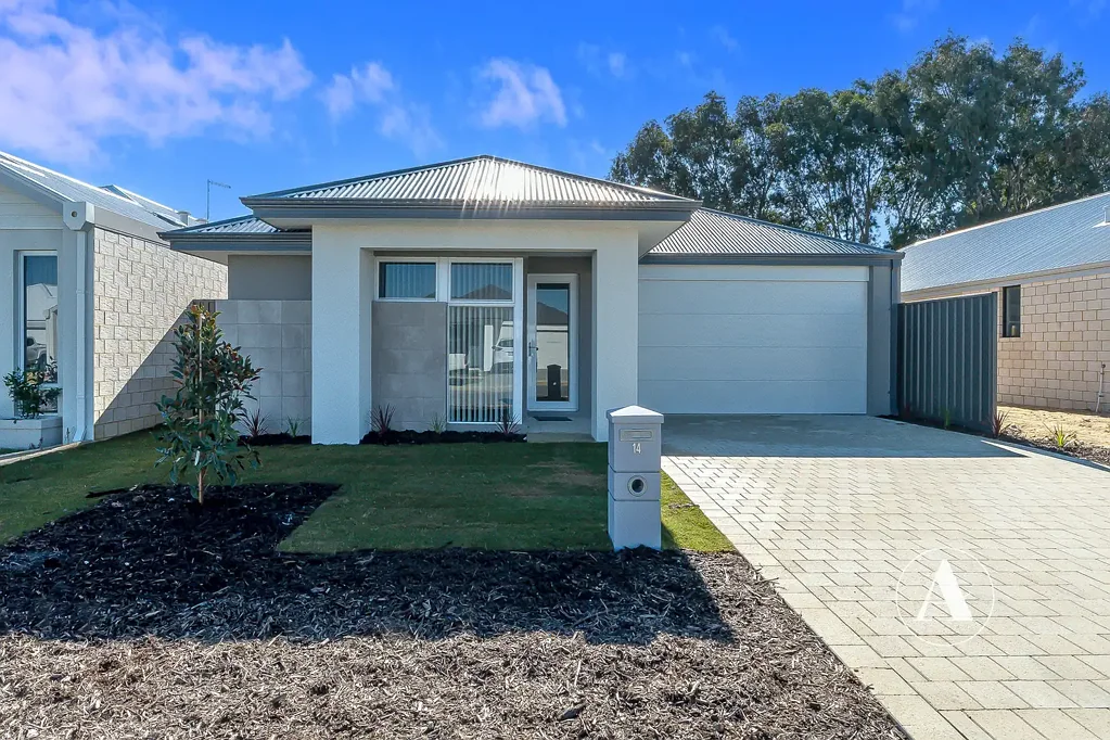 Modern Family Living in the Heart of Wellard Village