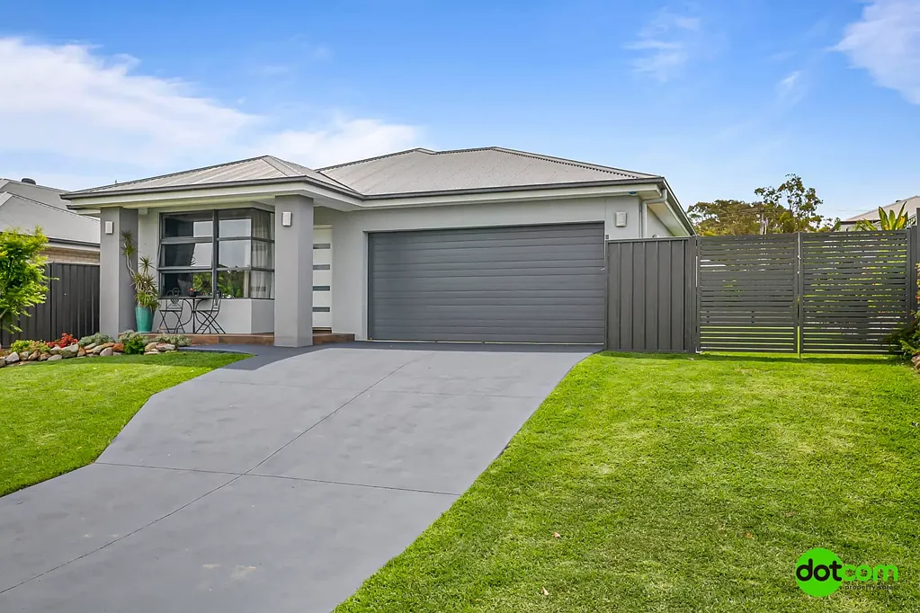 36 Lawrence Avenue, Wyee, NSW 2259