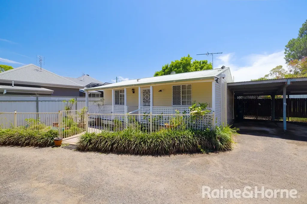 2/26A Robert Street, Wallsend, NSW 2287
