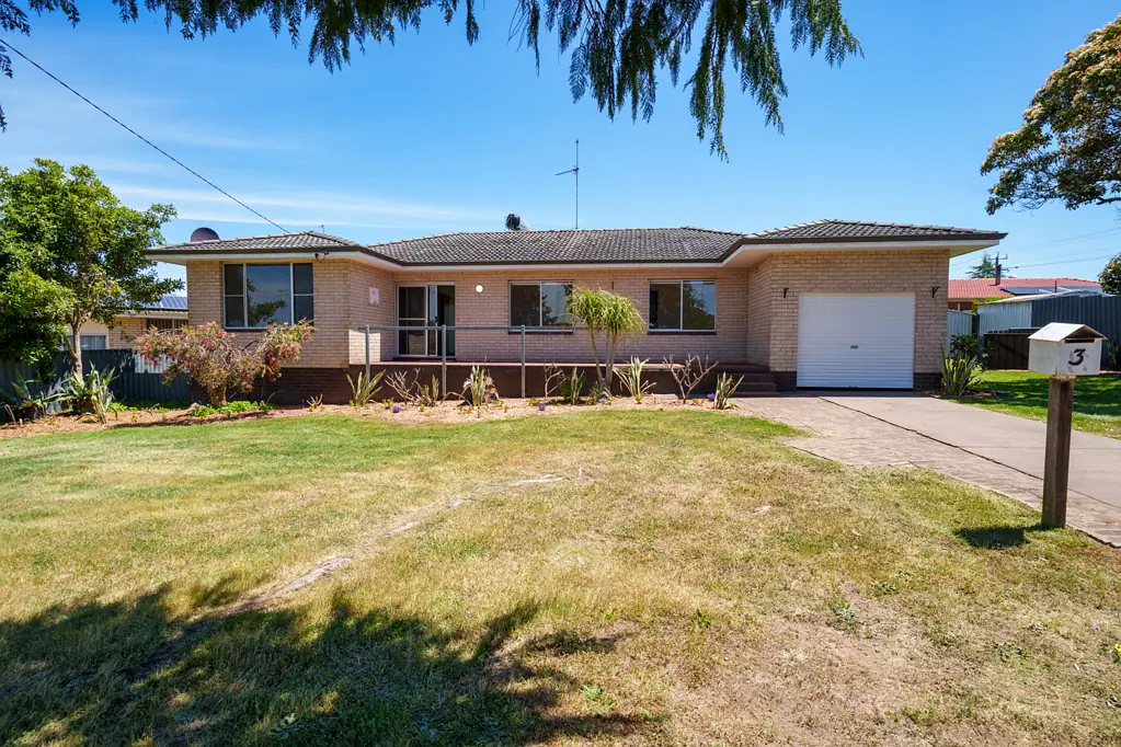 3 Karri Street, Manjimup, WA 6258