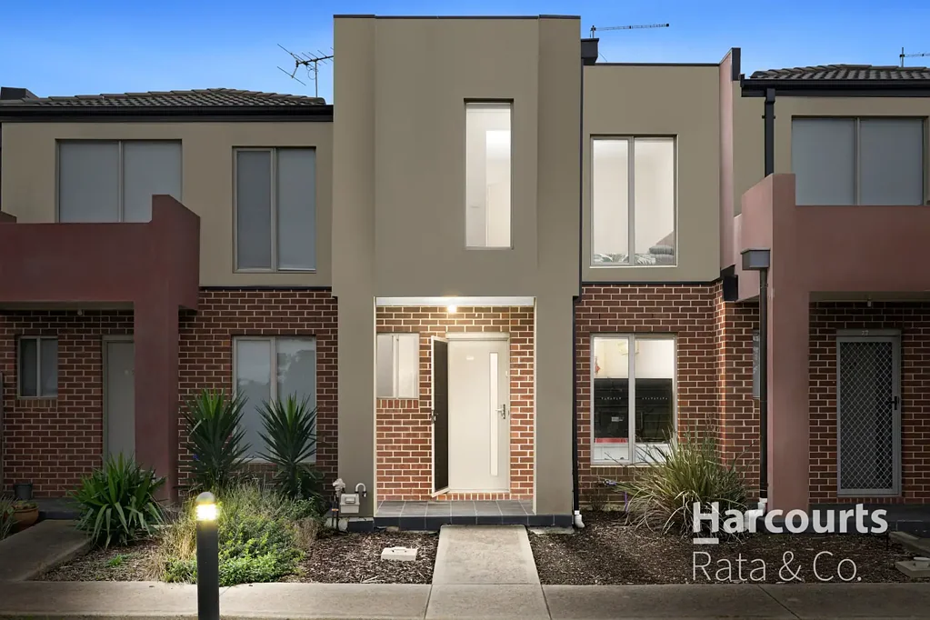 Craigieburn 2房 自住或投资 - 公园旁生活 OCCUPY OR INVEST - PARKSIDE LIVING