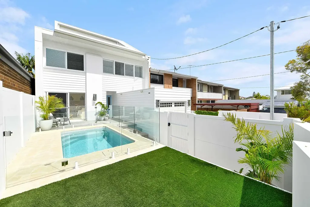 Maroubra 4房 Maroubra 海滨奢华设计师风格住宅 Coastal Luxury with Designer Style in Maroubra