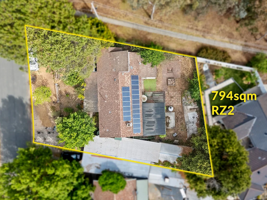27 Gluyas Street, Farrer, ACT 2607