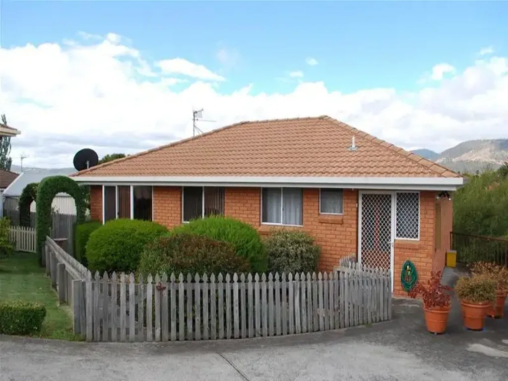 3/19A Rosbar Street, Claremont, TAS 7011