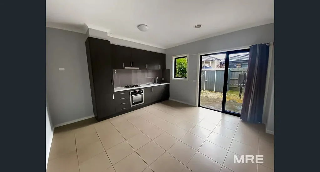 Quiet location with low maintenance courtyard