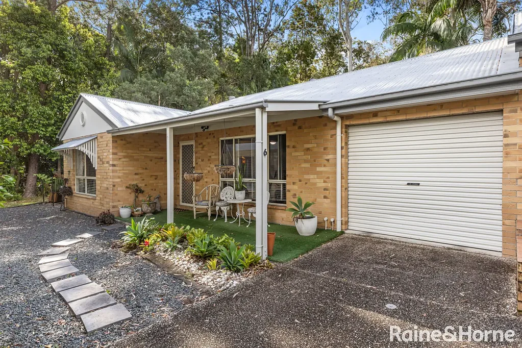 Cooroy 3Kwarto Private Garden Townhouse with Resort Style Courtyard