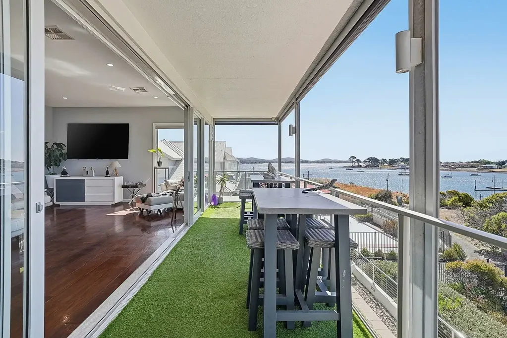 George Town 3房  York Cove Living with Ever-Changing Tamar River Views