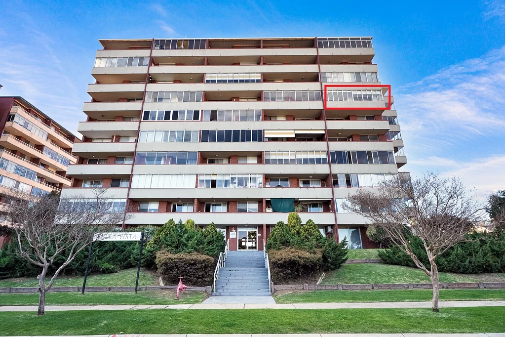 Burswood 2房  Renovated - Spacious - Incredible City Views!!