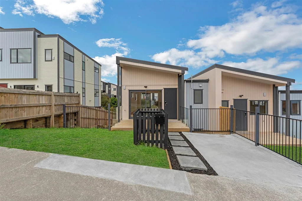 Papakura 3房  Brand New Home – Must Sell!