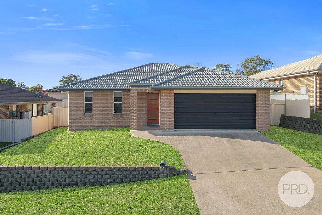 13 Mountain Gum Road, Tamworth, NSW 2340