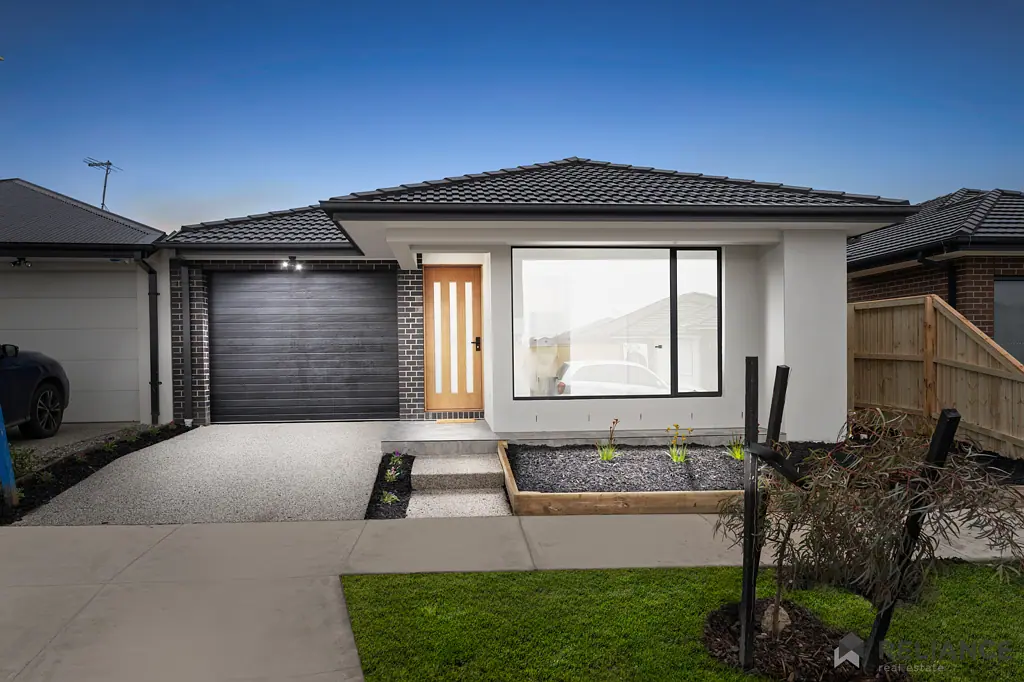 14 Glideriter Road, Donnybrook, VIC 3064