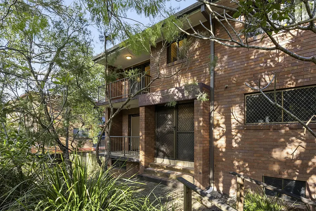 Indooroopilly 2침실 151m2 3 Level Townhouse Alternative