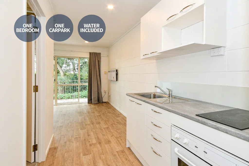 Close to Train, Shops, Lagoon + Fully Renovated