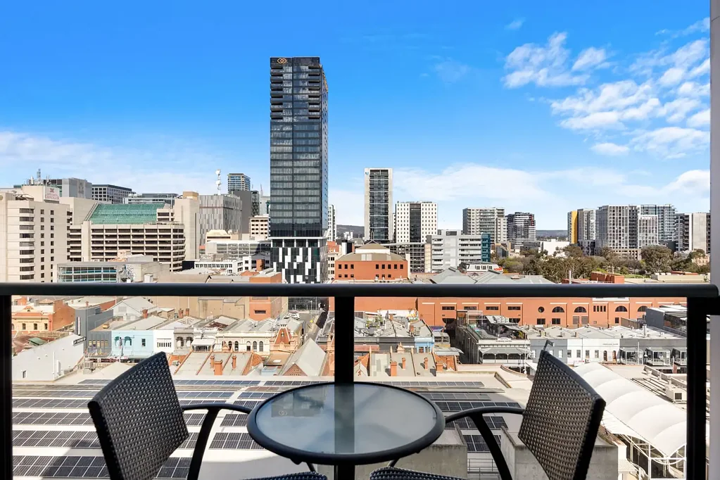 Adelaide 1房  Live in, Lease & Invest - Premium Apartments Opposite Adelaide Oval