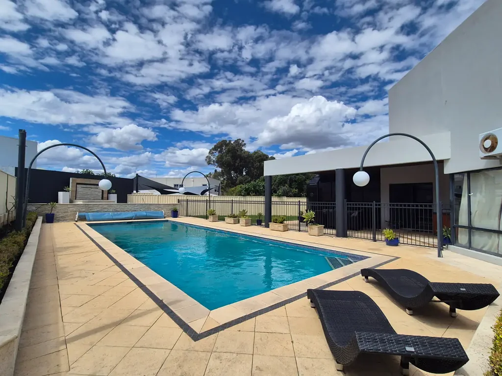 3 Roseville Close, Kallaroo, WA 6025