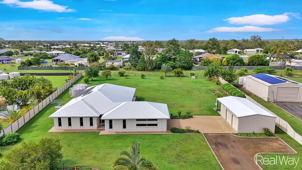 1A Lamington Court, Branyan, QLD 4670