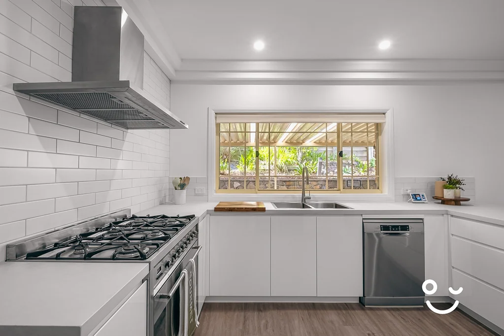 28 Imperial Drive, Berkeley, NSW 2506