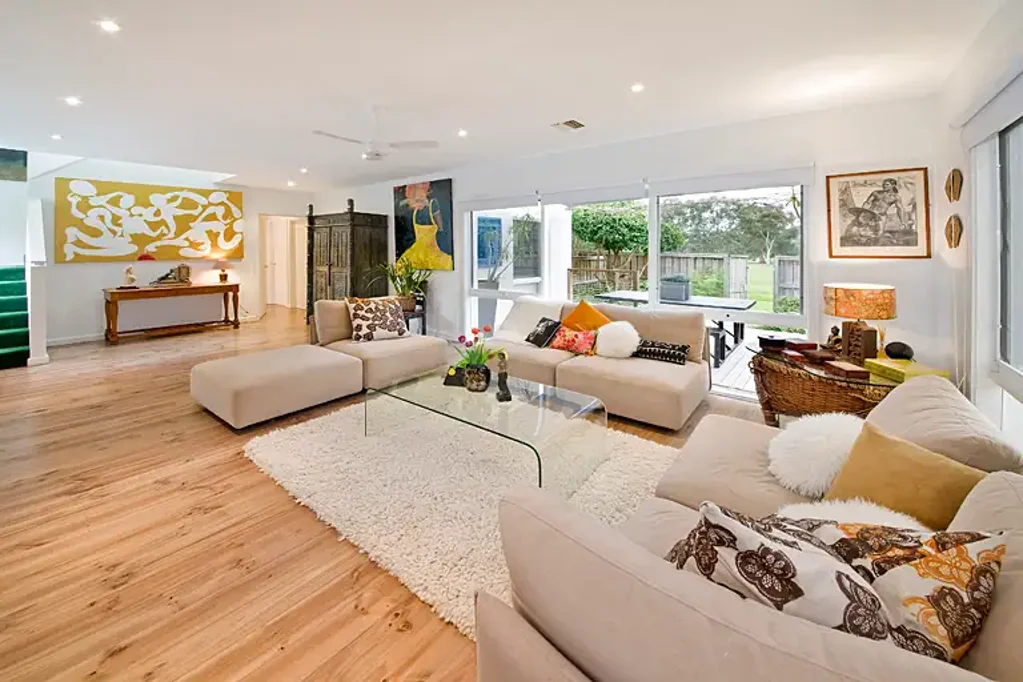 SPACIOUS FAMILY OASIS WITH DIRECT  PARK ACCESS!