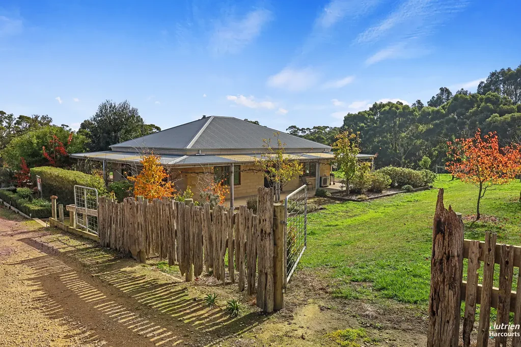 Cooriemungle 3Kwarto Great Ocean Road Lifestyle Estate With Secure Income ,Multiple Accommodation Options And Future Growth Potential