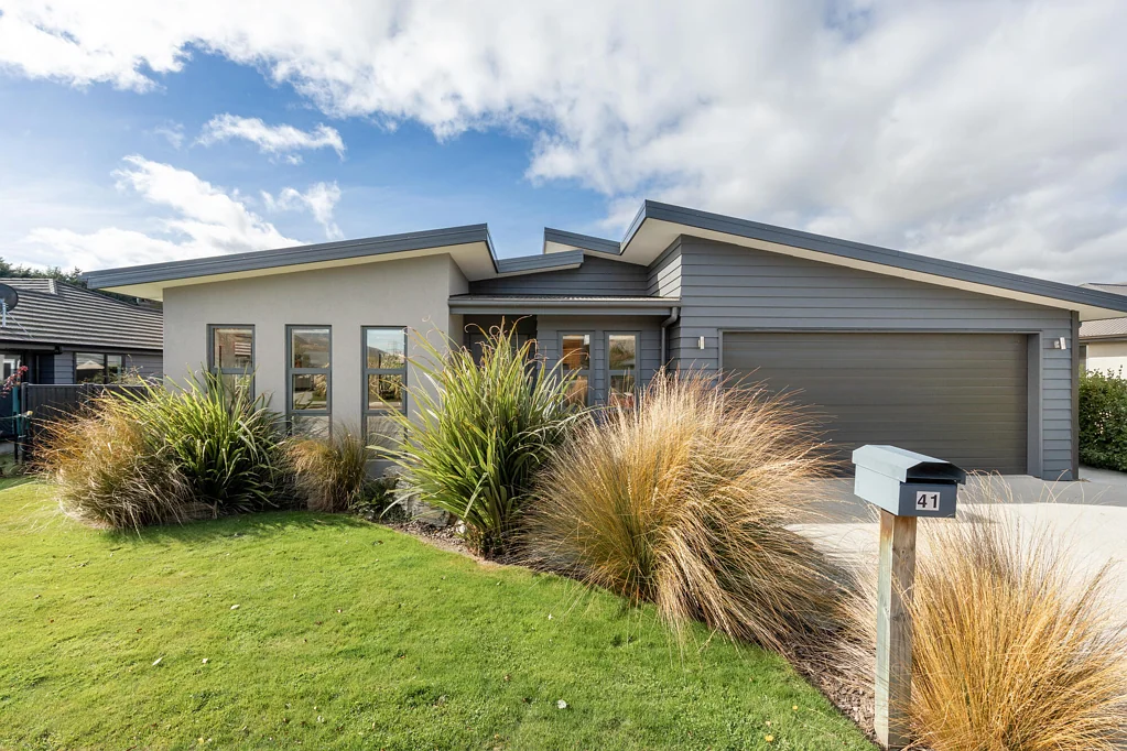 Lower Shotover 4房  Family Oasis in Shotover Country