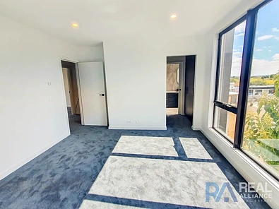 3/53 Myrtle Street, Ivanhoe, VIC 3079, 4 habitaciones, 3 baños, Townhouse